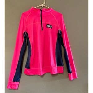 Woman’s athletic top